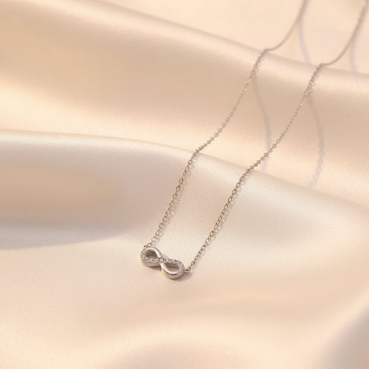 Thea Necklace