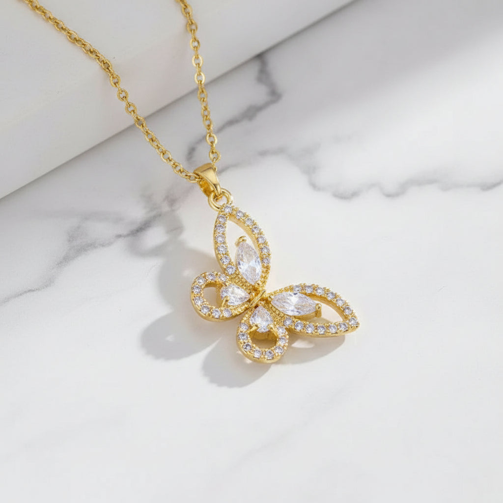 Evora Necklace