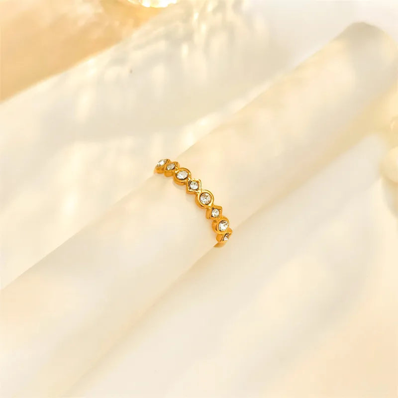 Iliovra Ring