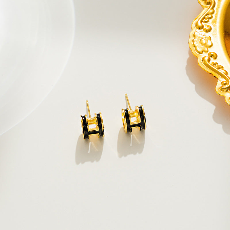 H letter earring studs