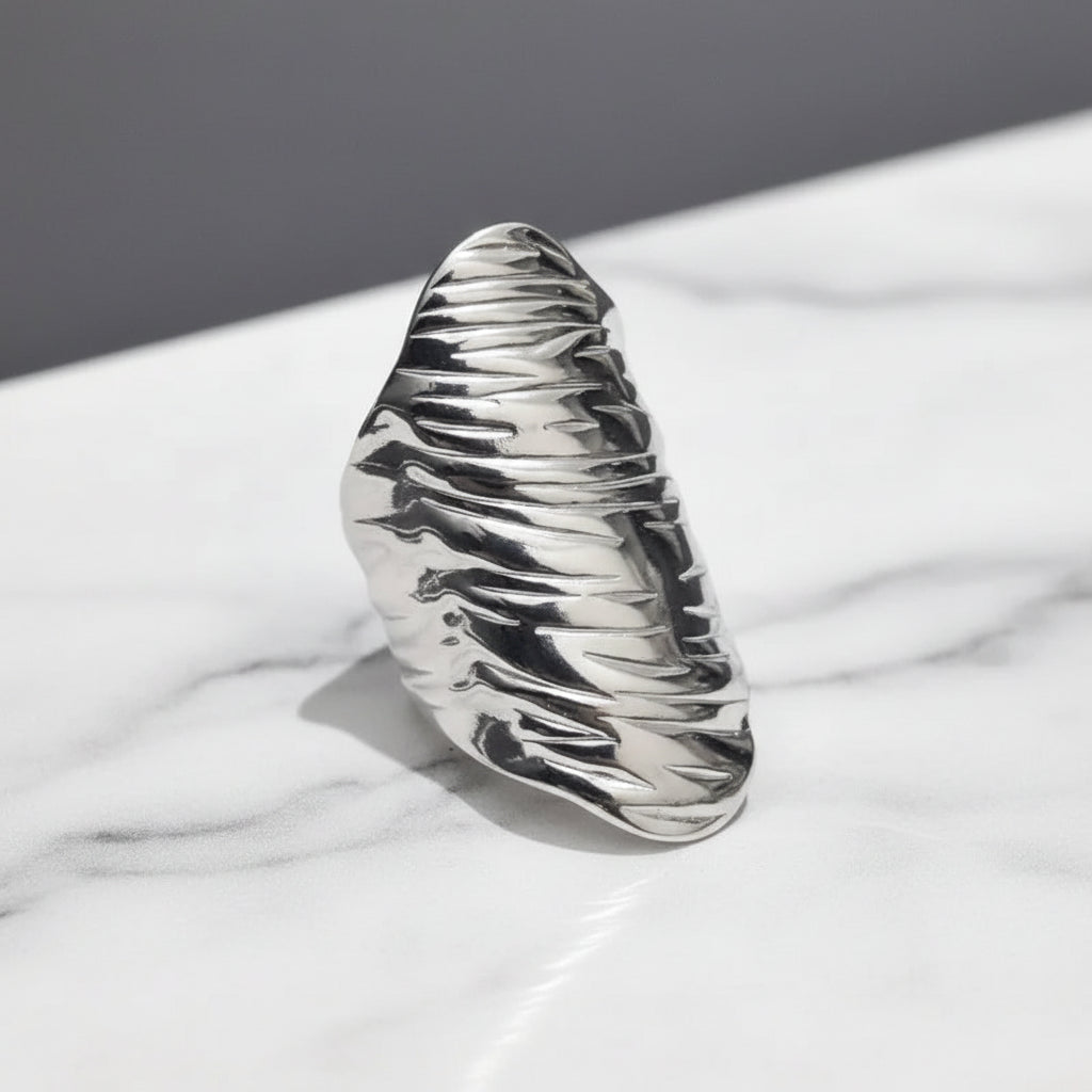 Ammora Ring