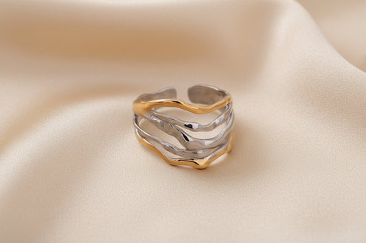 Ovia Ring