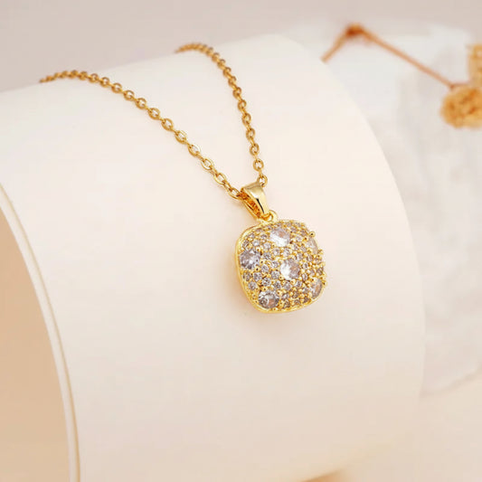 Olyra Necklace