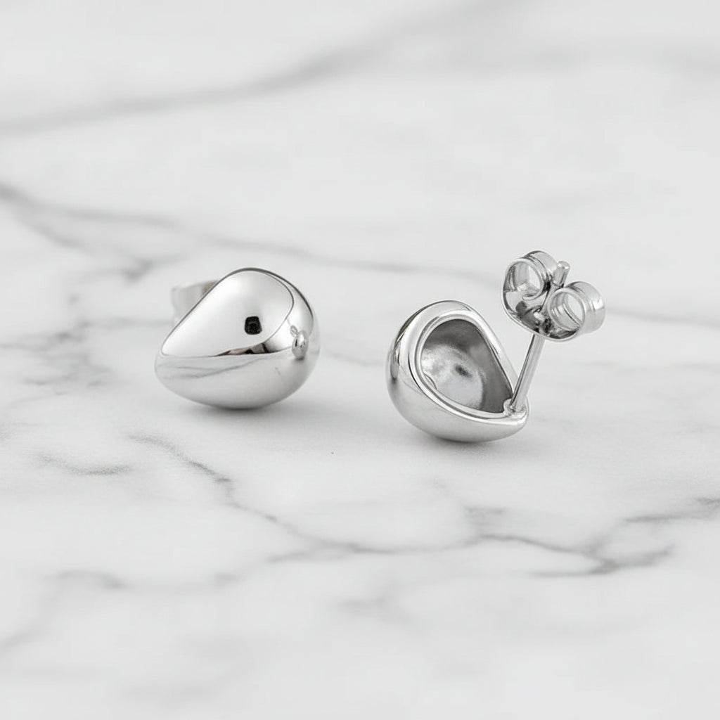 Stagona Earrings