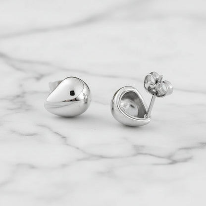 Stagona Earrings