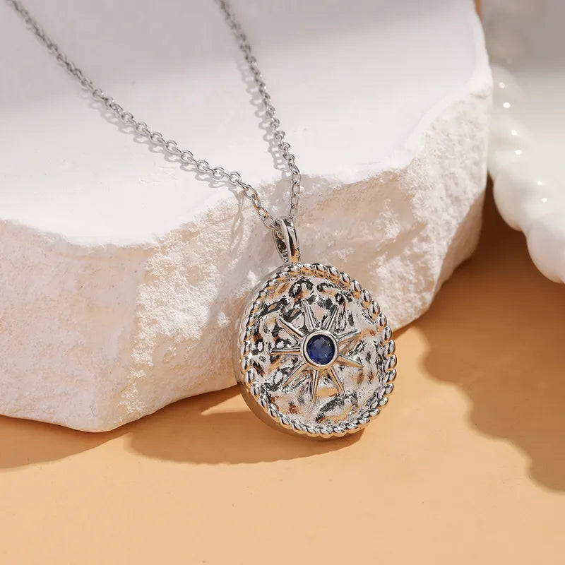 Avgino Necklace
