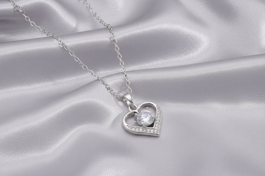 Kentia Necklace