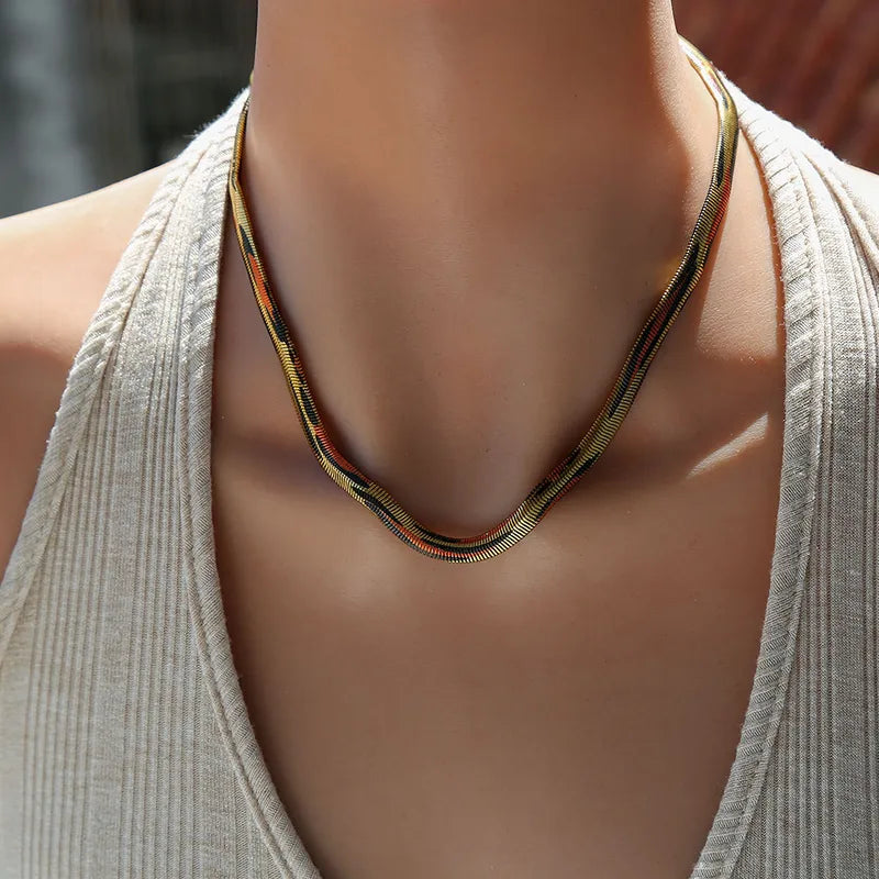 Ioli Necklace