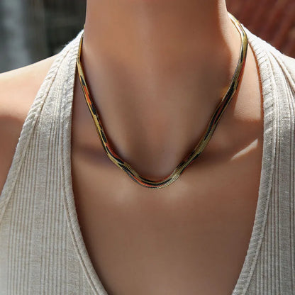 Ioli Necklace