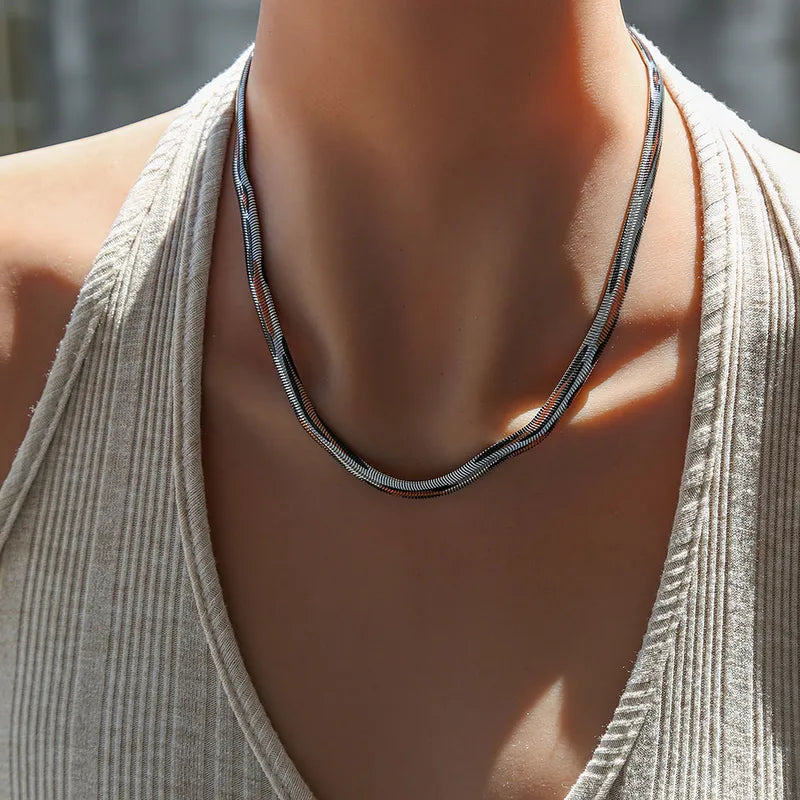 Ioli Necklace