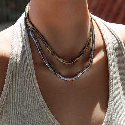 Ioli Necklace