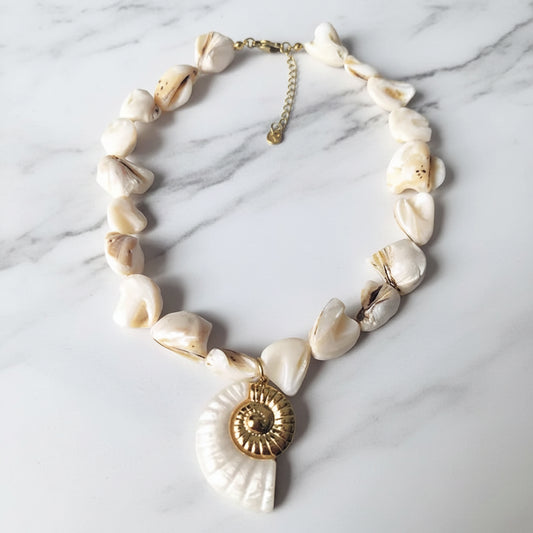 Lyriki Necklace