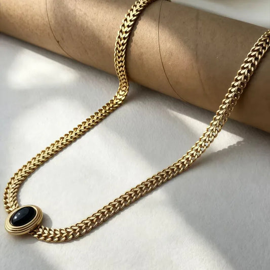 Mythia Necklace
