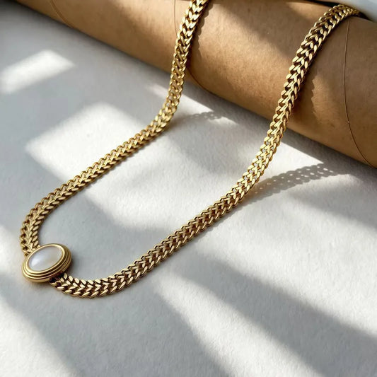 Mythia Necklace