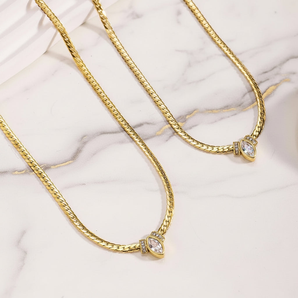 Orama Necklace