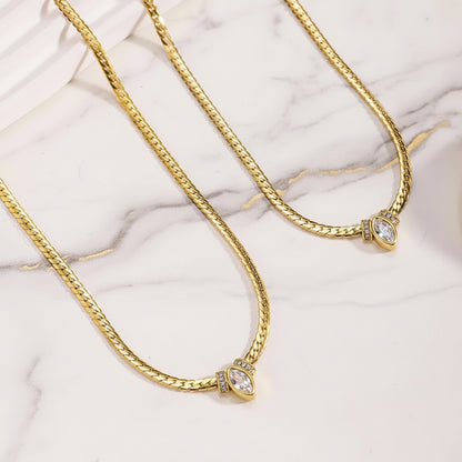 Orama Necklace