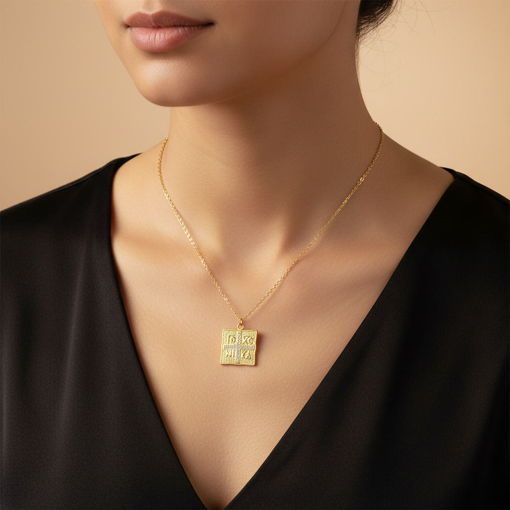 Myro Necklace