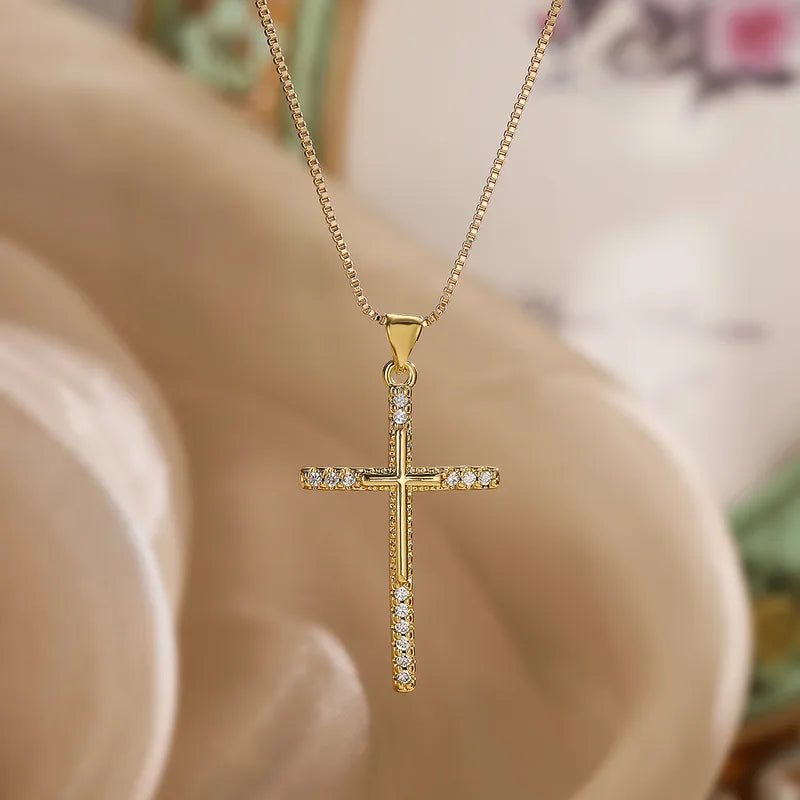Lunessa Cross
