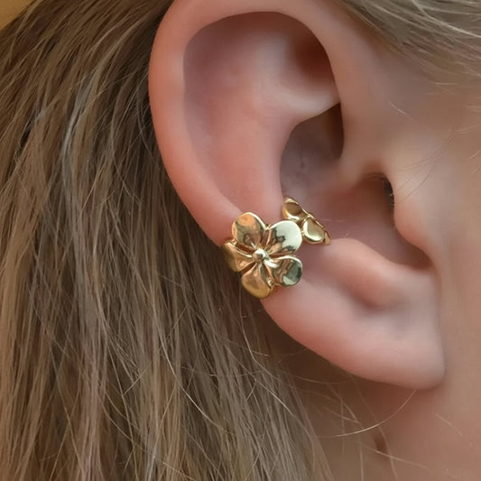 Diamora Earcuff