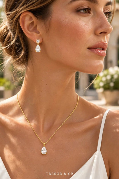 Anemelia Necklace & Earrings