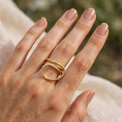 Nyxta Ring