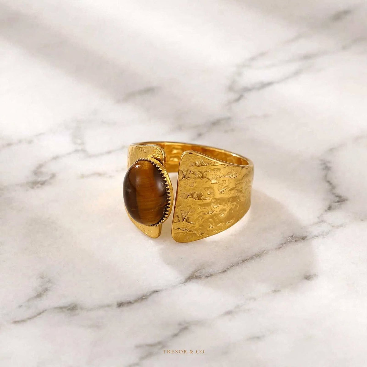 Aisthisi Ring