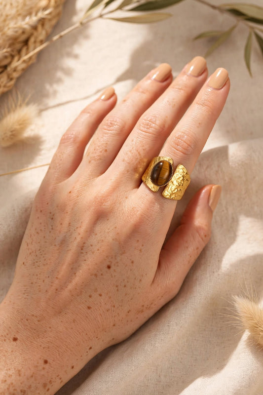 Aisthisi Ring