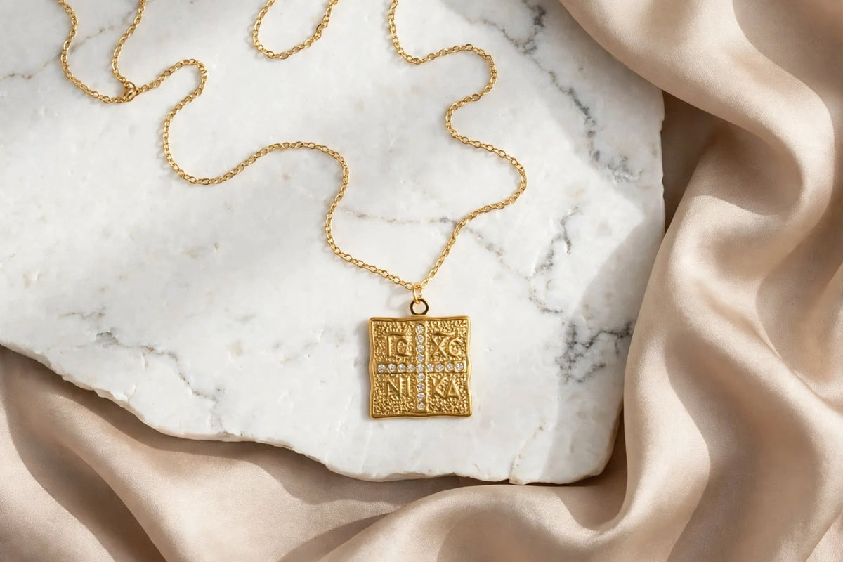 Myro Necklace