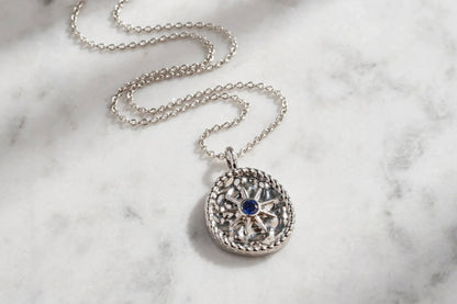 Avgino Necklace