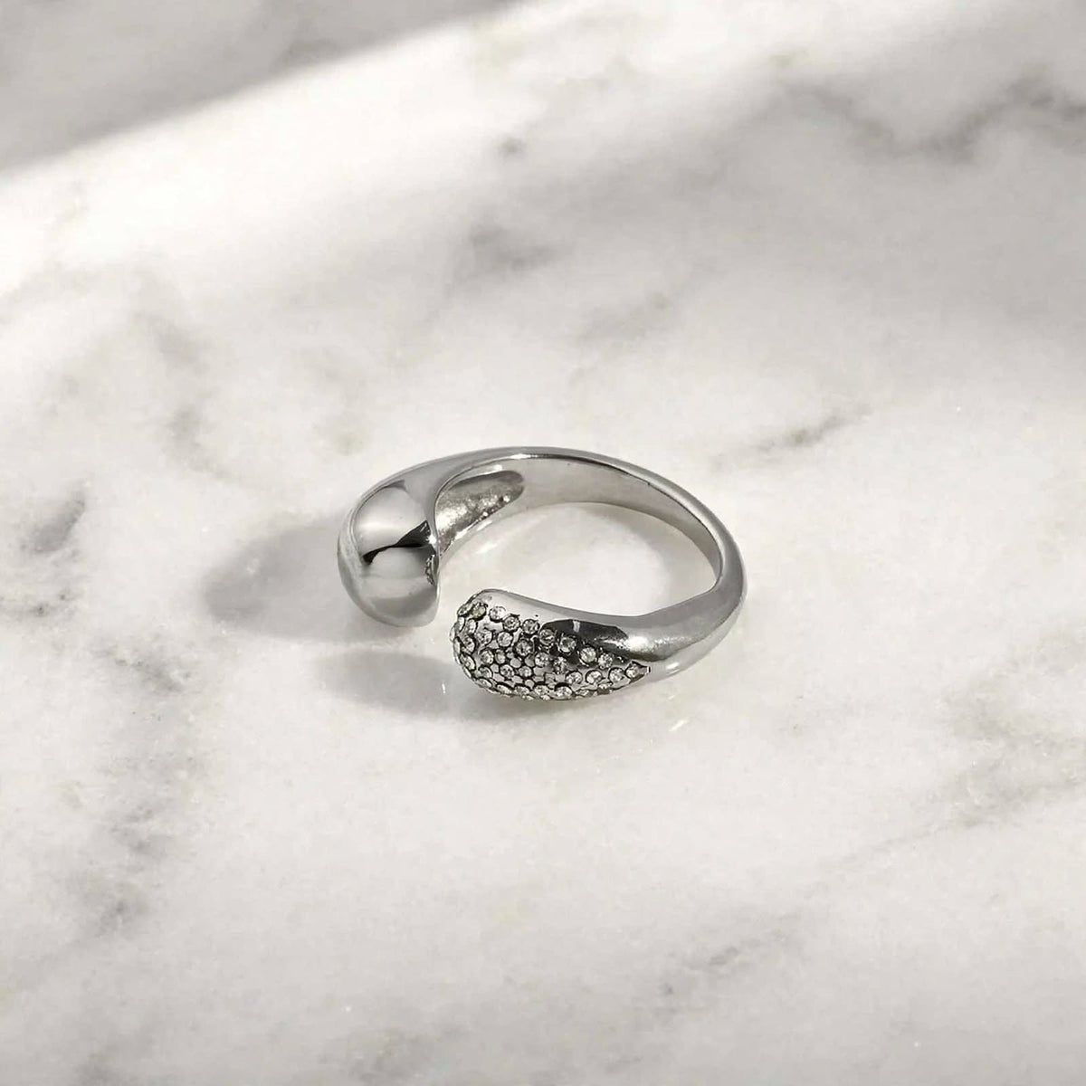 Gialeni Ring