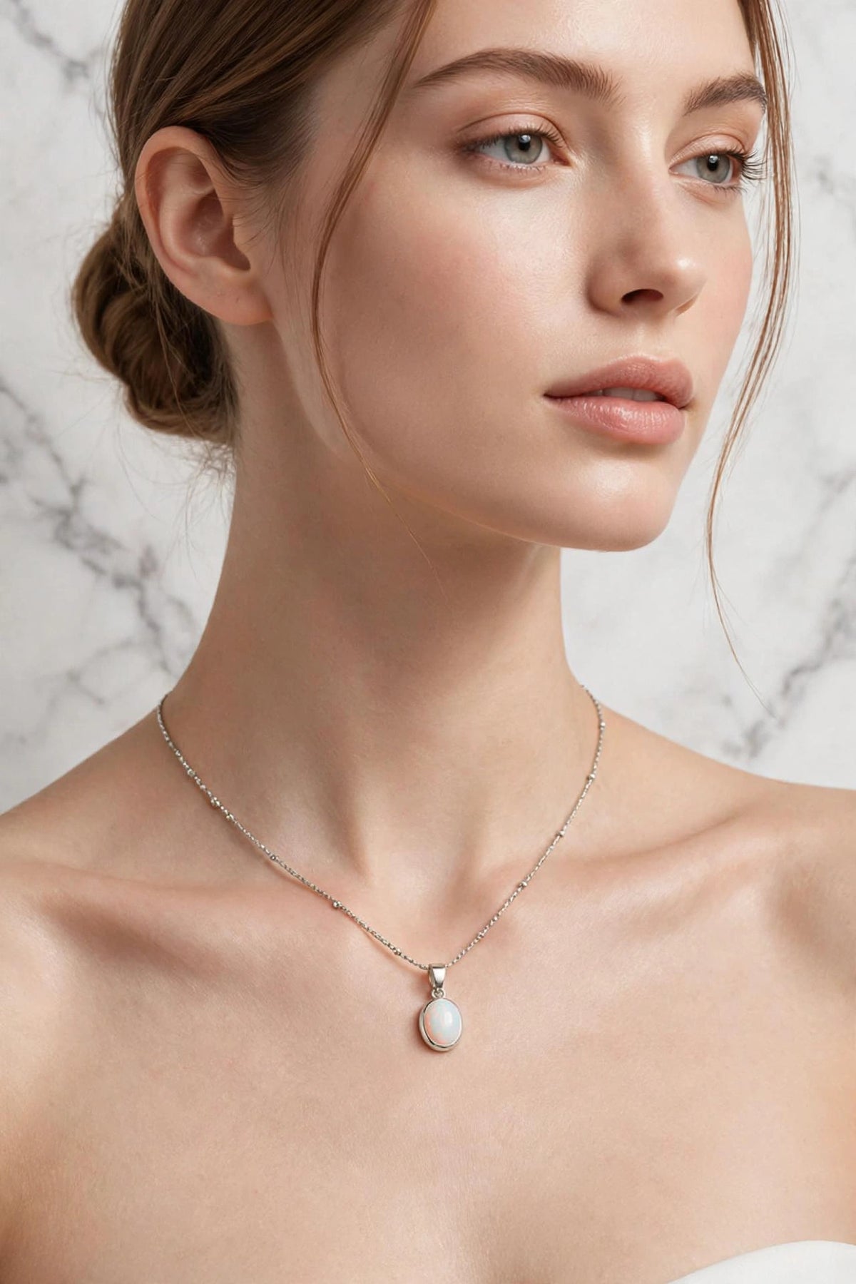 Avra Necklace