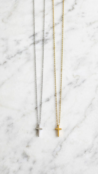 Aplo Necklace (Cross)
