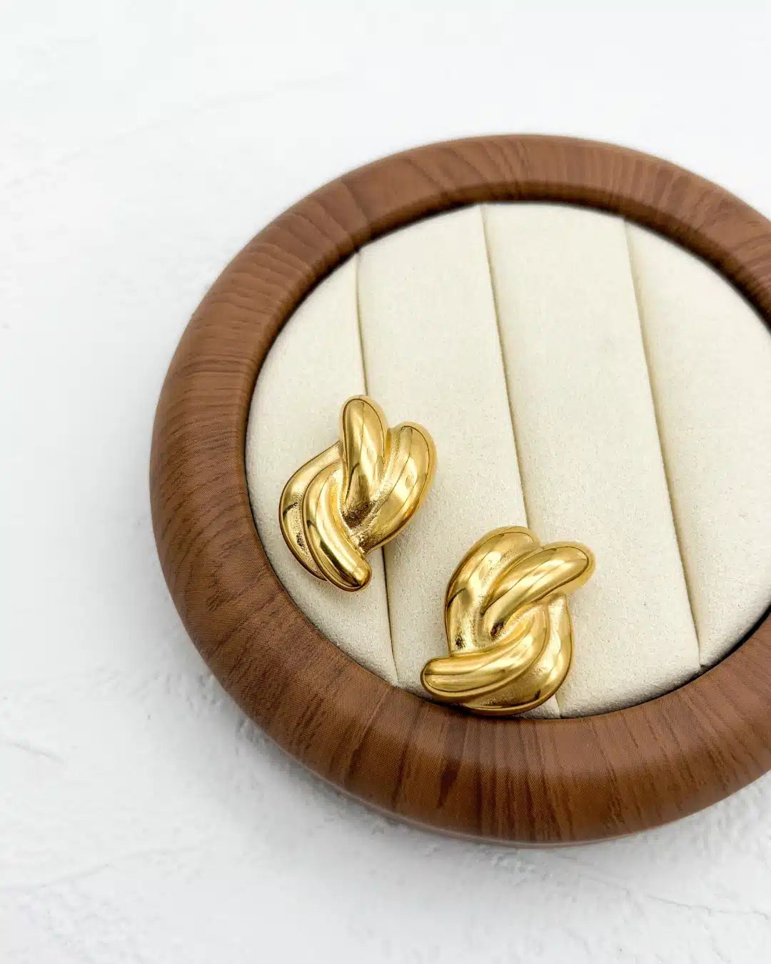 Lagoon Touch Earrings