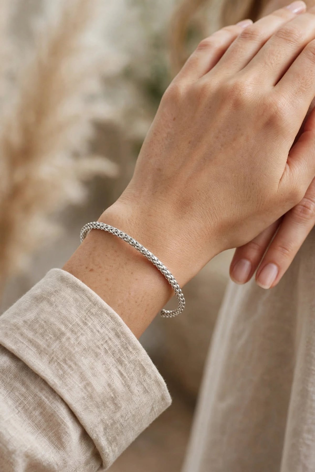 Vraxos Bracelet (Bangle)