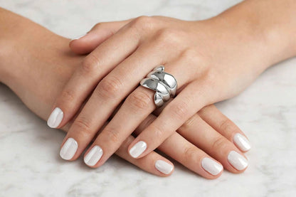 Anamnisi Ring