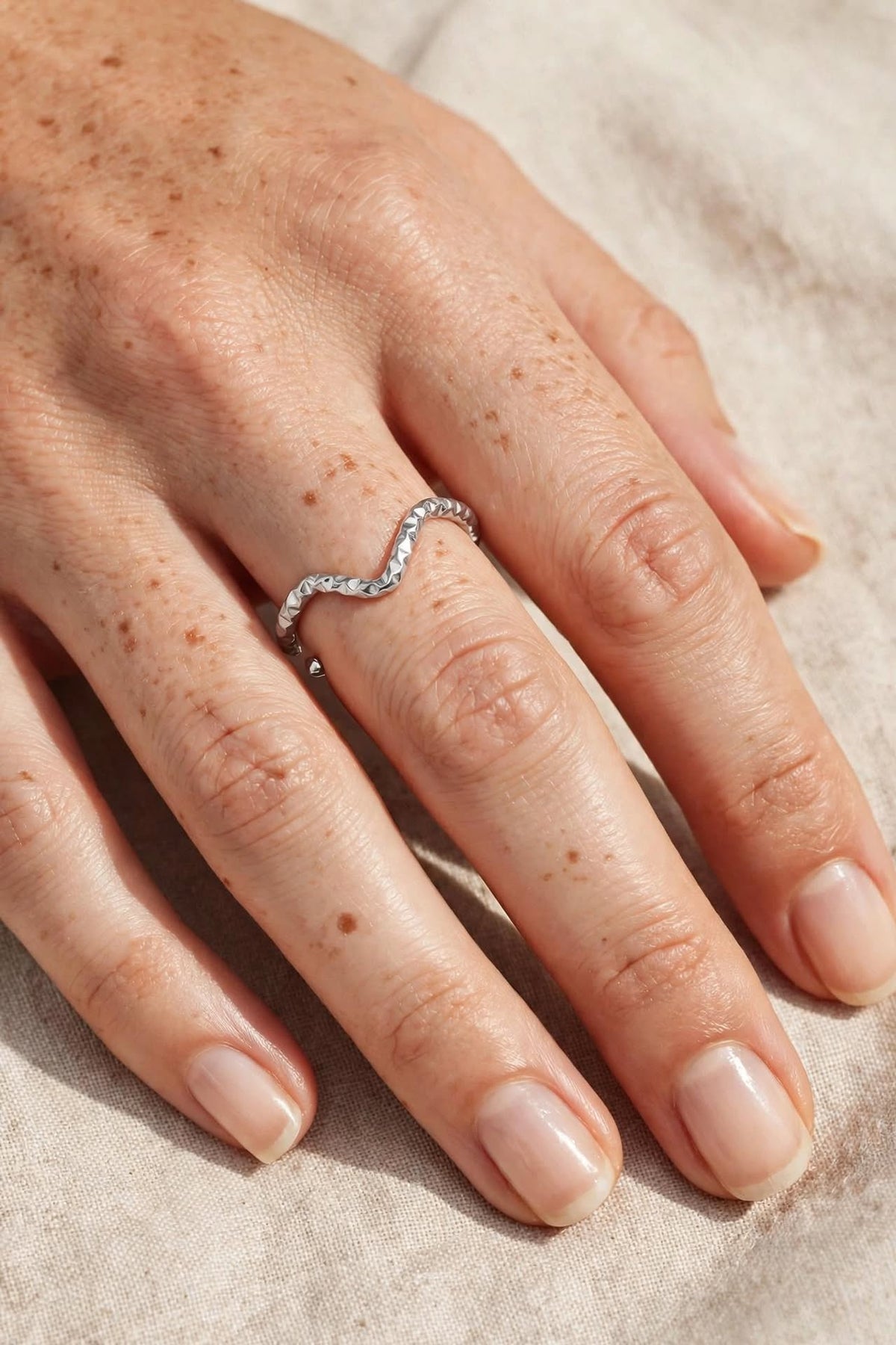 Feggarolousto Ring